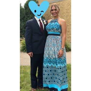 White House Black Market Formal Maxi